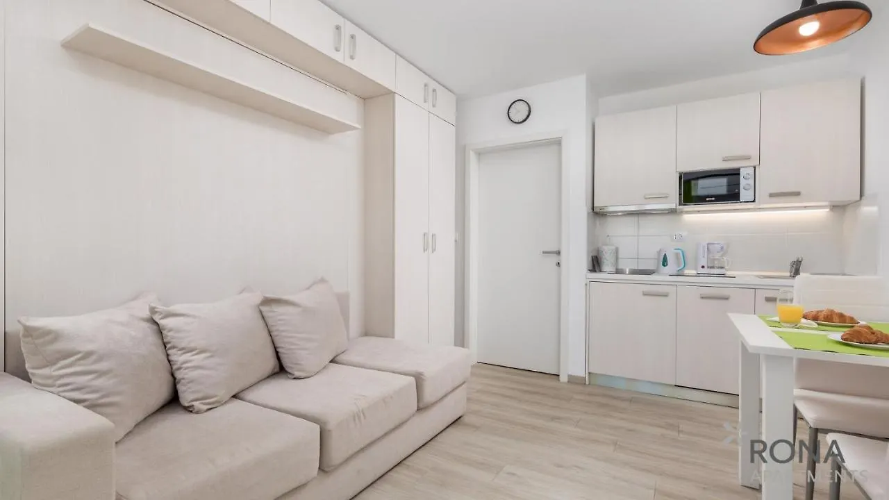 Rona Studio Apartment Tena Ловран Хорватия