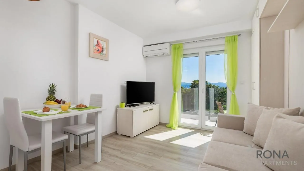 Rona Studio Apartment Tena Ловран