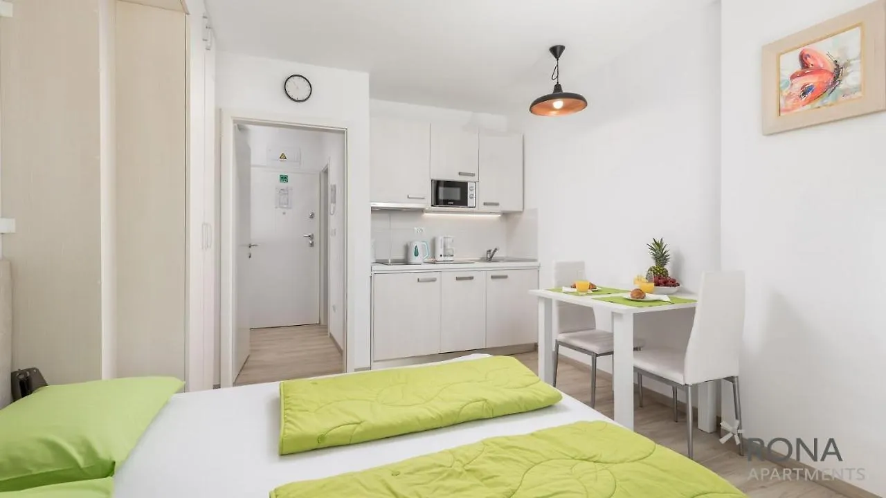 Rona Studio Apartment Tena Ловран 0*,